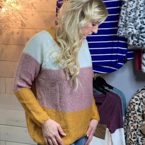Casual Color Block Sweater - Picture 4 of 8